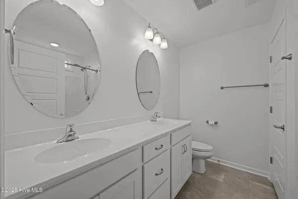 $2,200 | 121 Grantham Place, New Bern, NC 28560