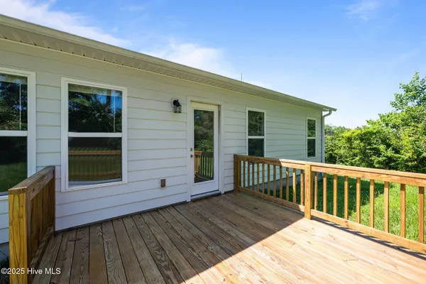 $2,200 | 121 Grantham Place, New Bern, NC 28560
