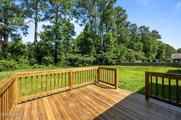 $2,200 | 121 Grantham Place, New Bern, NC 28560