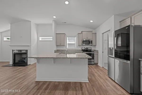 $2,200 | 121 Grantham Place, New Bern, NC 28560