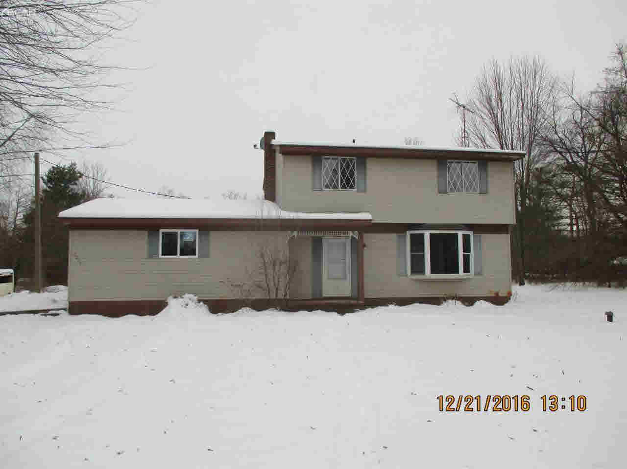 6239 Marathon Road Otter Lake, MI 48464 - Photo 1 of 24 21248752.JPG