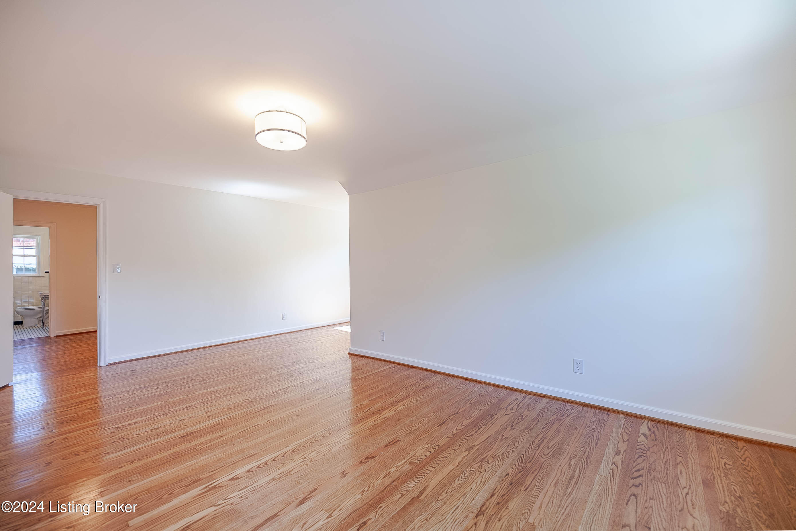 313 Sage Road Louisville, KY 40207 - Photo 24 of 33 PRIMARY BEDROOM