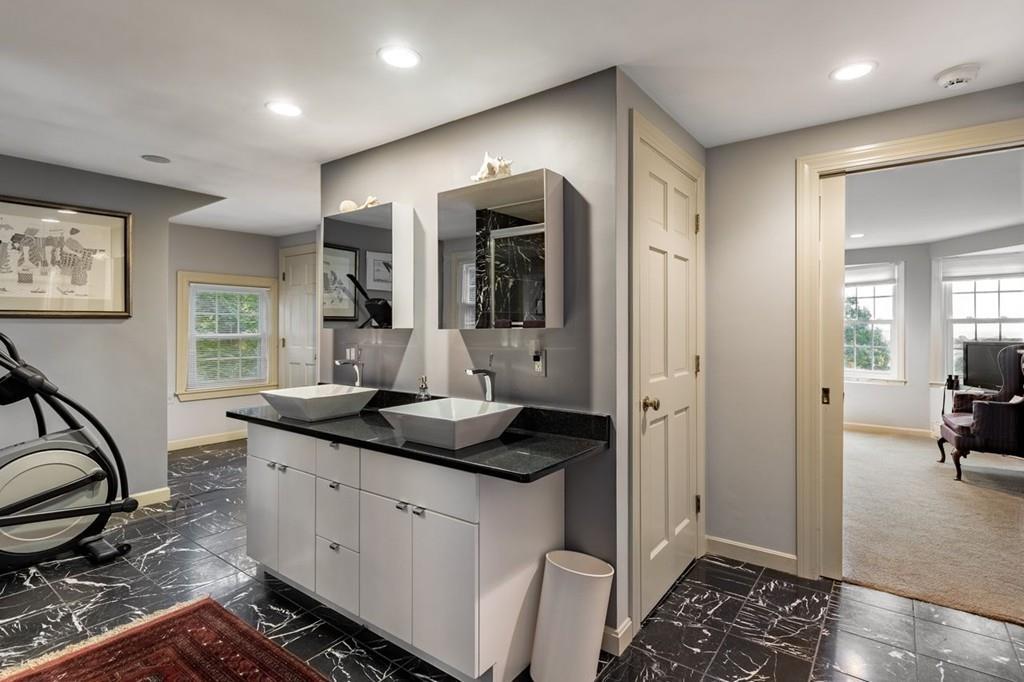 9 Hickory Hill Road Manchester, MA 01944 - Photo 24 of 42 Gallery Image 24