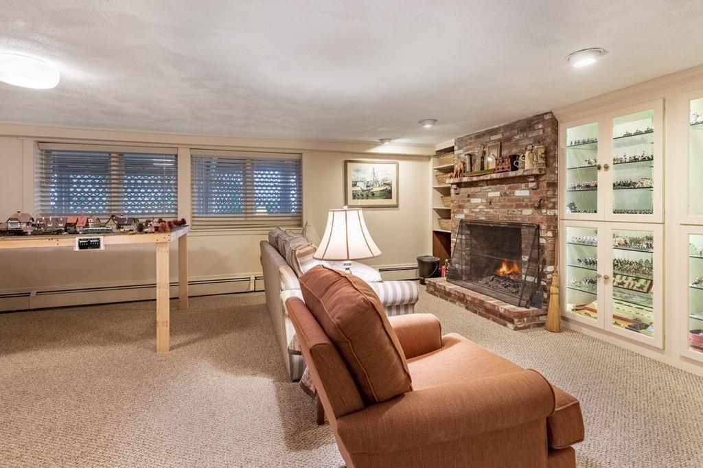 9 Hickory Hill Road Manchester, MA 01944 - Photo 31 of 42 Gallery Image 31