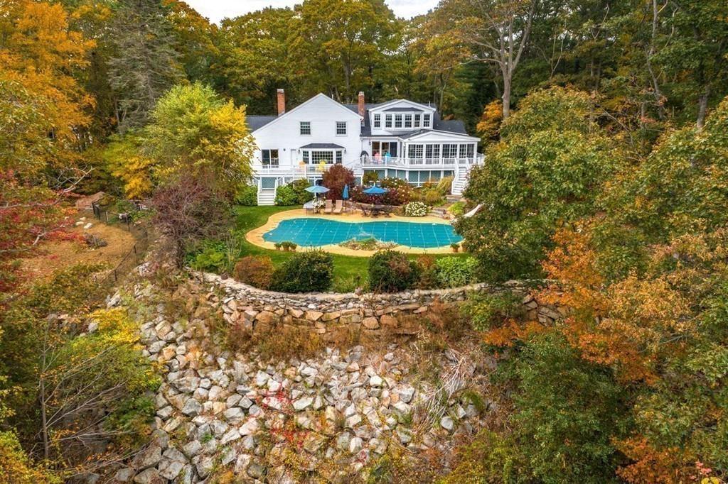 9 Hickory Hill Road Manchester, MA 01944 - Photo 38 of 42 Gallery Image 38