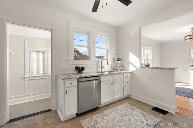 $339,000 | 1012 East 7th Street, Jeffersonville, IN 47130