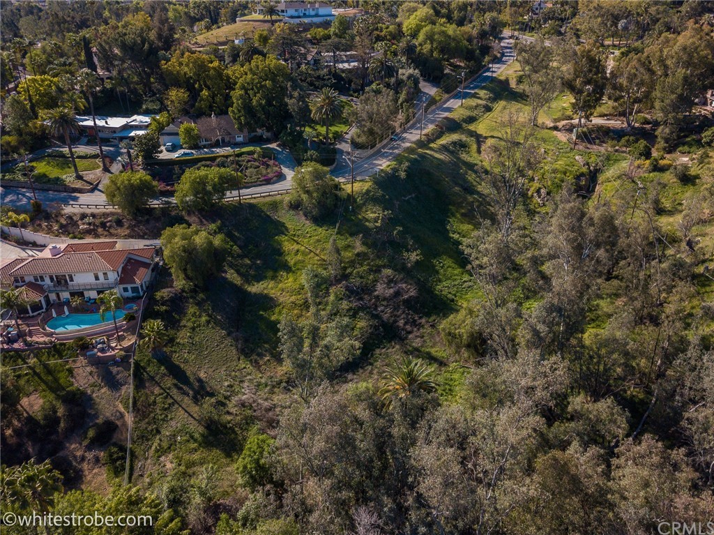 5023 Myrtle Riverside, CA 92506 - Photo 8 of 14 a view of a city