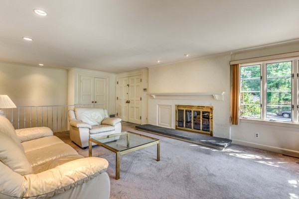 39 Vale View Road Wakefield, MA 01880 - Photo 7 of 30 Gallery Image 7