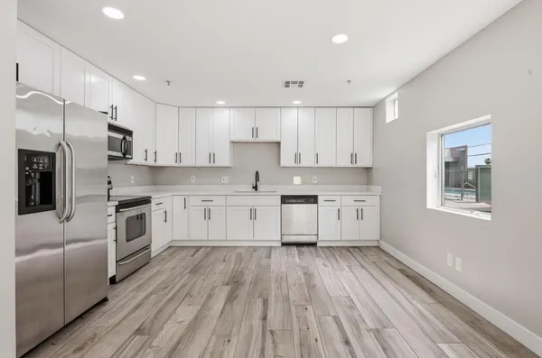 $2,800 | 1111 West University Drive, Unit 1008, Tempe, AZ 85281