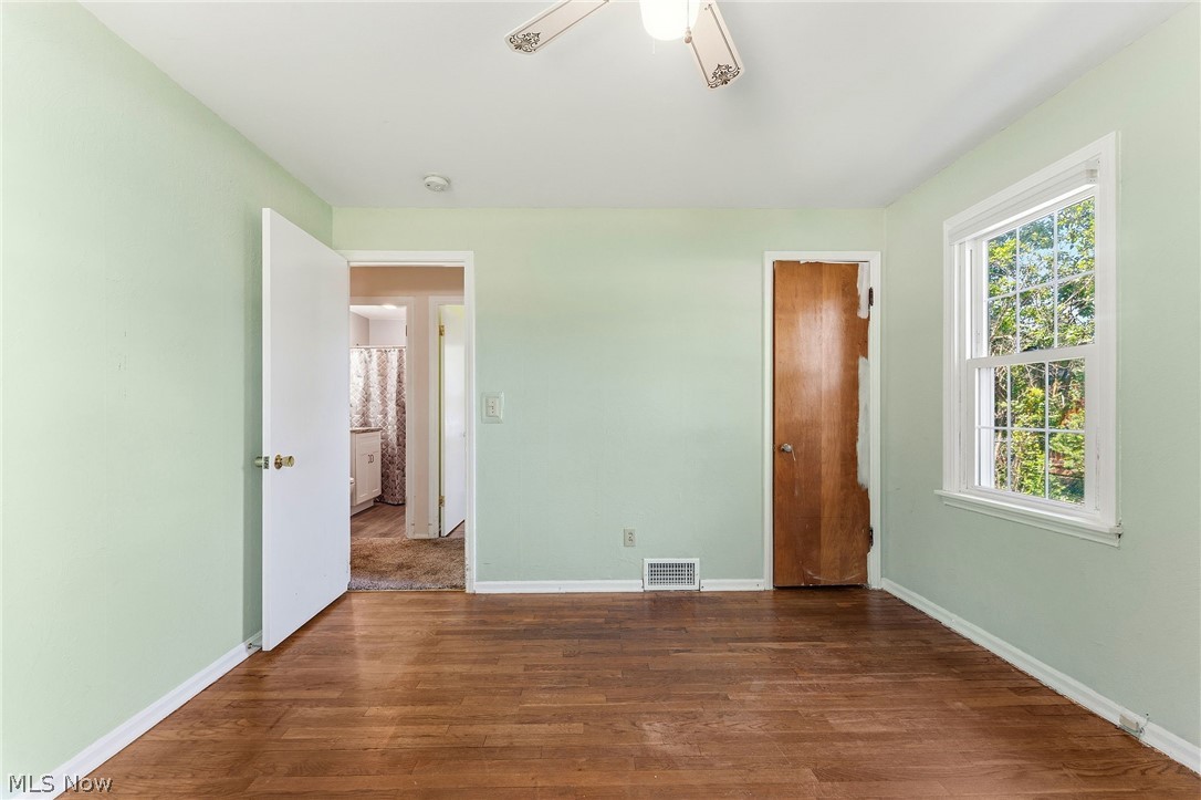 154 Fairfield Road Avon Lake, OH 44012 - Photo 24 of 43