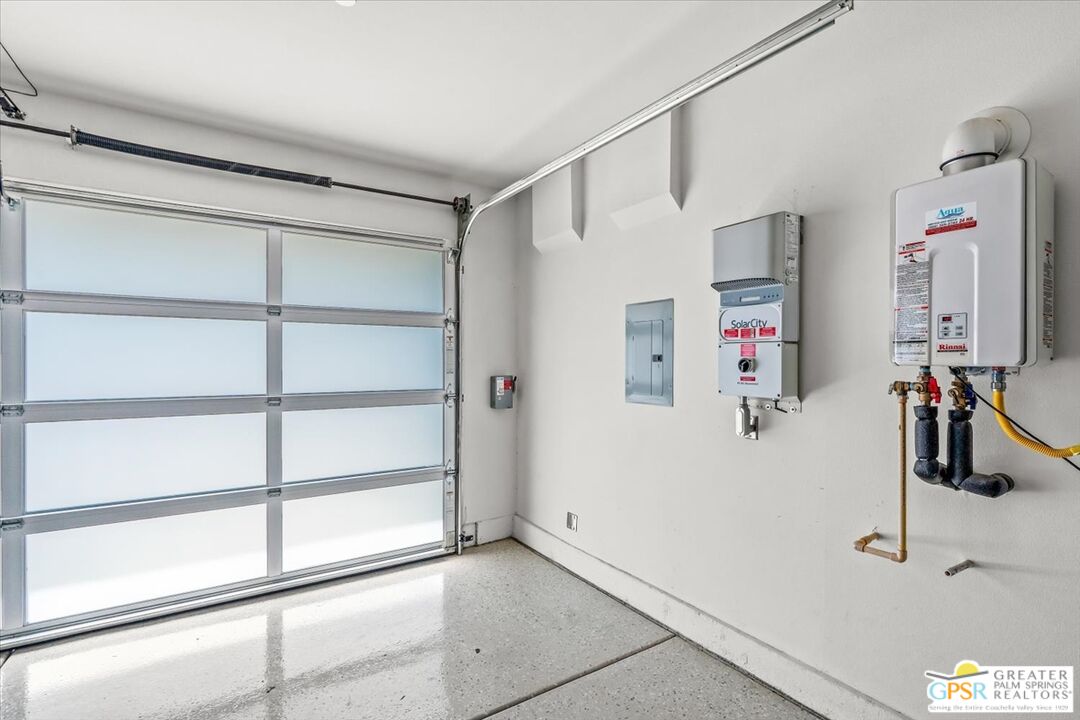 4201 Amber Lane Palm Springs, CA 92262 - Photo 32 of 55 a view of walk in closet with empty racks
