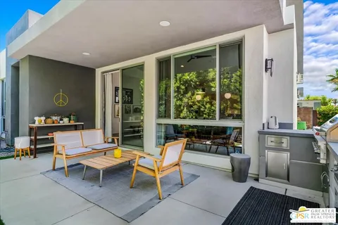 $1,174,900 | 4201 Amber Lane, Palm Springs, CA 92262