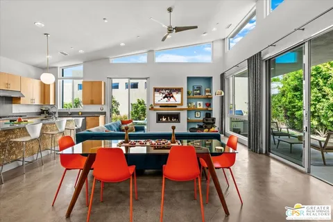 $1,174,900 | 4201 Amber Lane, Palm Springs, CA 92262