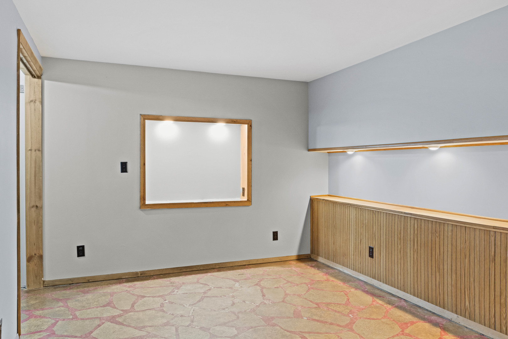 1010 Southgate Road New Lenox, IL 60451 - Photo 24 of 30 a view of an empty room