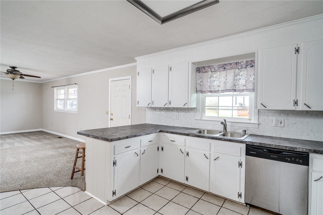 133 Wilson Road Anderson, SC 29625 - Photo 13 of 28