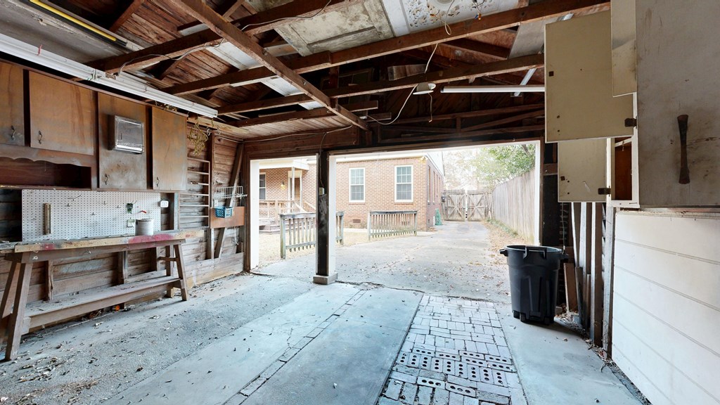 1237 Peacock Avenue Columbus, GA 31906 - Photo 47 of 52 Inside garage