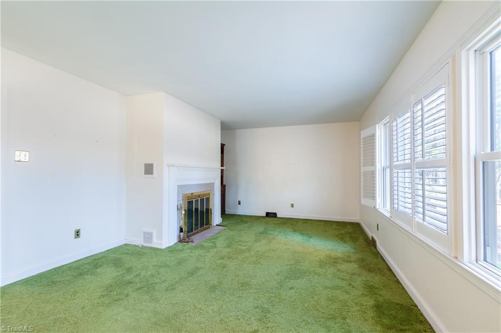 910 Crowder Road Madison, NC 27025 - Photo 4 of 32