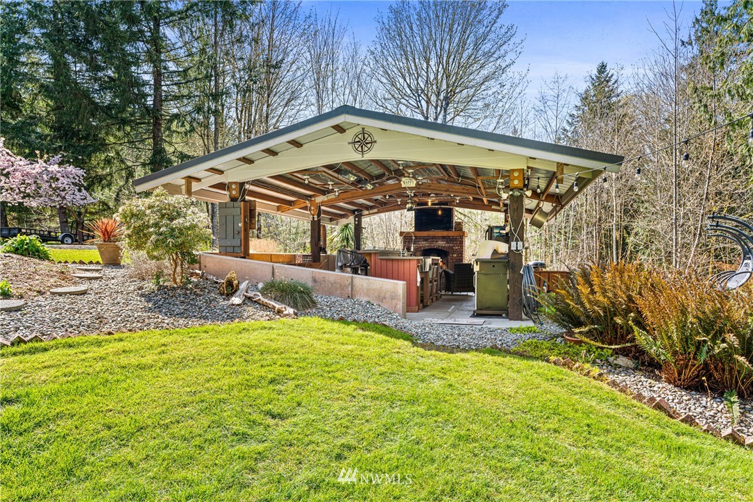 6135 Woodard Bay Road Northeast Olympia, WA 98506 - Photo 8 of 40 Gallery Image 8