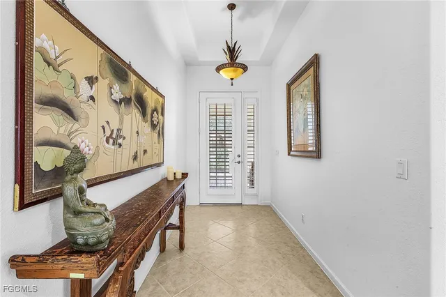 $549,900 | 3900 Lakeview Isle Court, Fort Myers, FL 33905