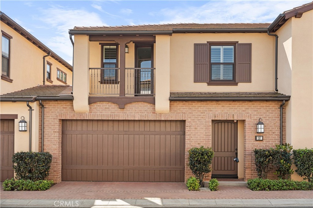 257 Rodeo Irvine, CA 92602 - Photo 1 of 58