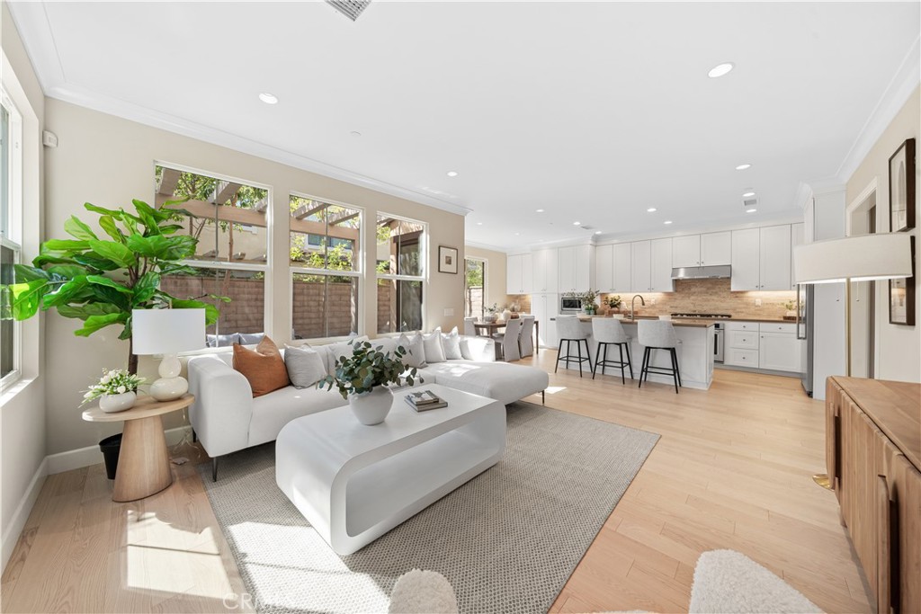 257 Rodeo Irvine, CA 92602 - Photo 12 of 58