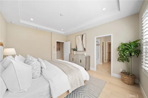 $5,050 | 257 Rodeo, Irvine, CA 92602