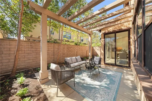 $5,050 | 257 Rodeo, Irvine, CA 92602