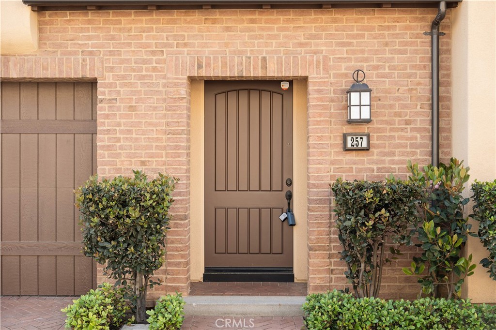 257 Rodeo Irvine, CA 92602 - Photo 4 of 58