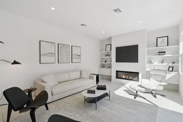 $424,900 | 438 Skyfield Court, Weirsdale, FL 32195