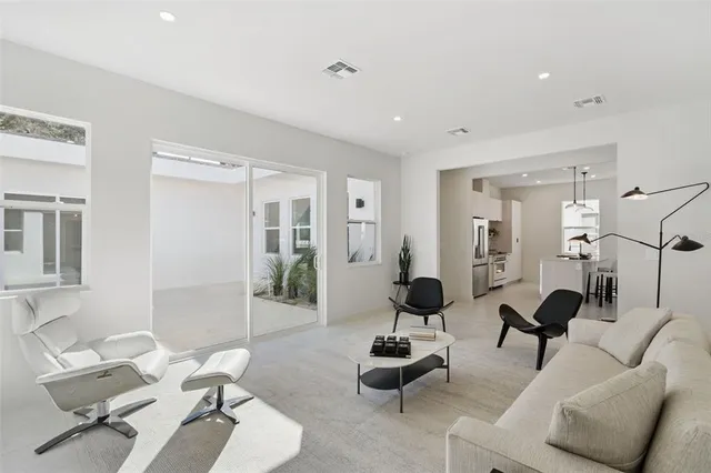 $424,900 | 438 Skyfield Court, Weirsdale, FL 32195