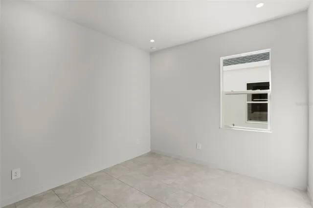 $424,900 | 438 Skyfield Court, Weirsdale, FL 32195