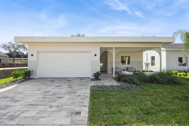 $424,900 | 438 Skyfield Court, Weirsdale, FL 32195