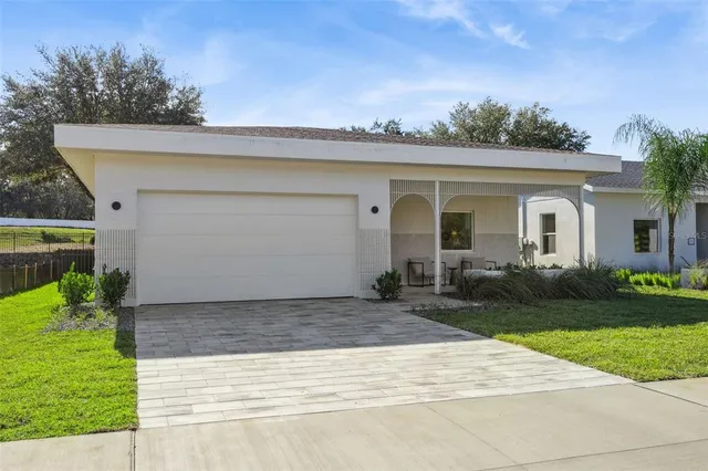 $424,900 | 438 Skyfield Court, Weirsdale, FL 32195