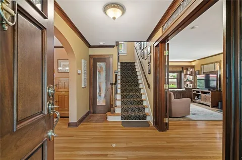 $585,000 | 1008 West 71st Terrace, Kansas City, MO 64114