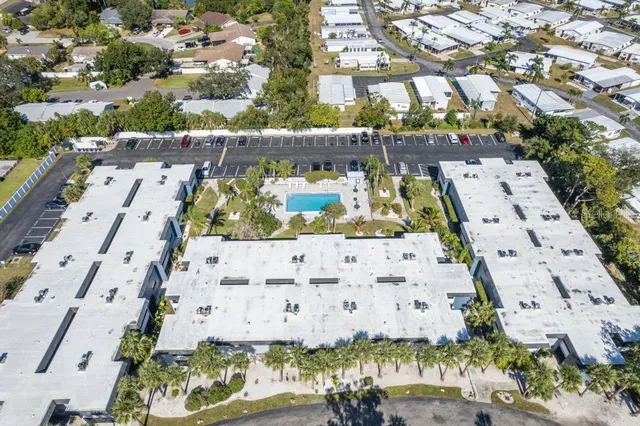 $114,900 | 5503 Fountain Lake Circle, Unit 104, Bradenton, FL 34207