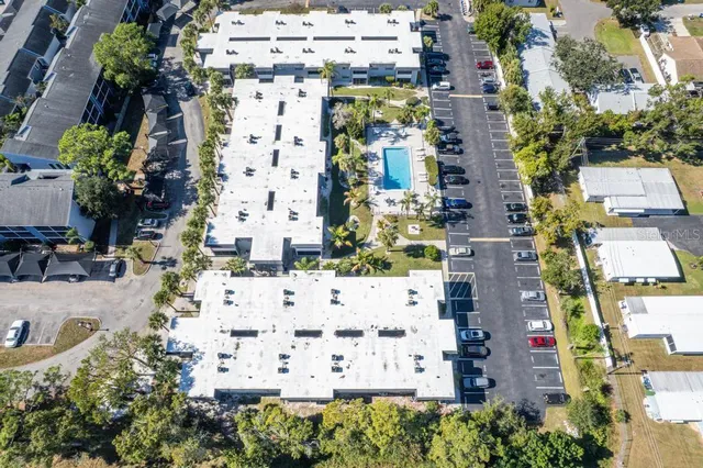 $114,900 | 5503 Fountain Lake Circle, Unit 104, Bradenton, FL 34207