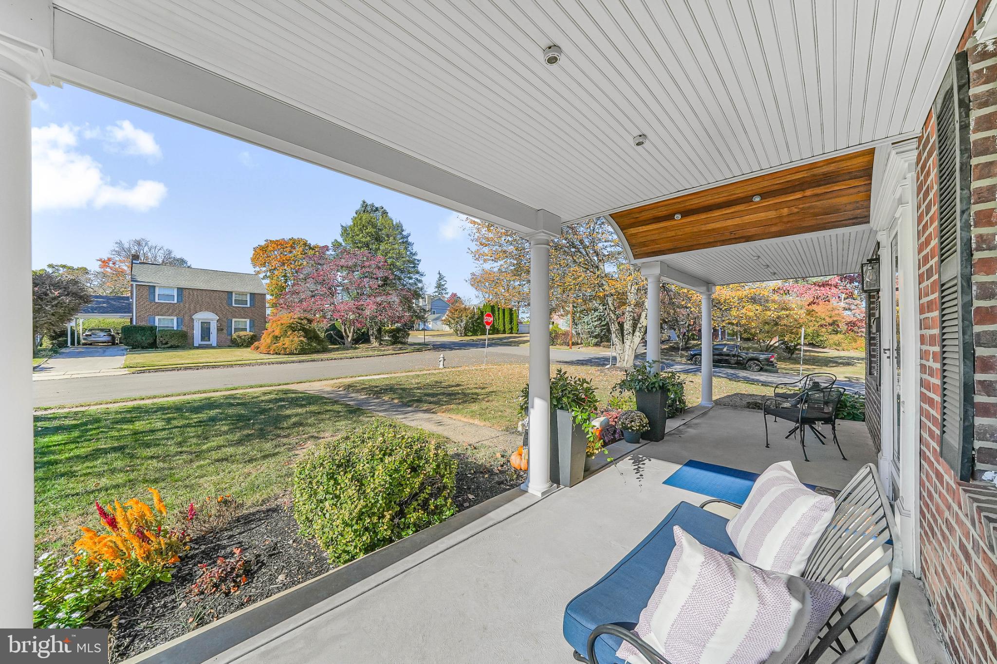 565 Kirk Road Springfield, PA 19064 - Photo 36 of 41 a view of swimming pool from a balcony