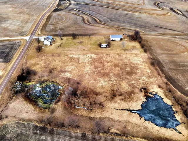 $345,000 | 18994 State Yy Highway, Burlington Junction, MO 64428