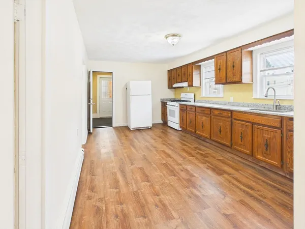 $2,150 | 47 Tremont Street, Unit 2, Norwood, MA 02062