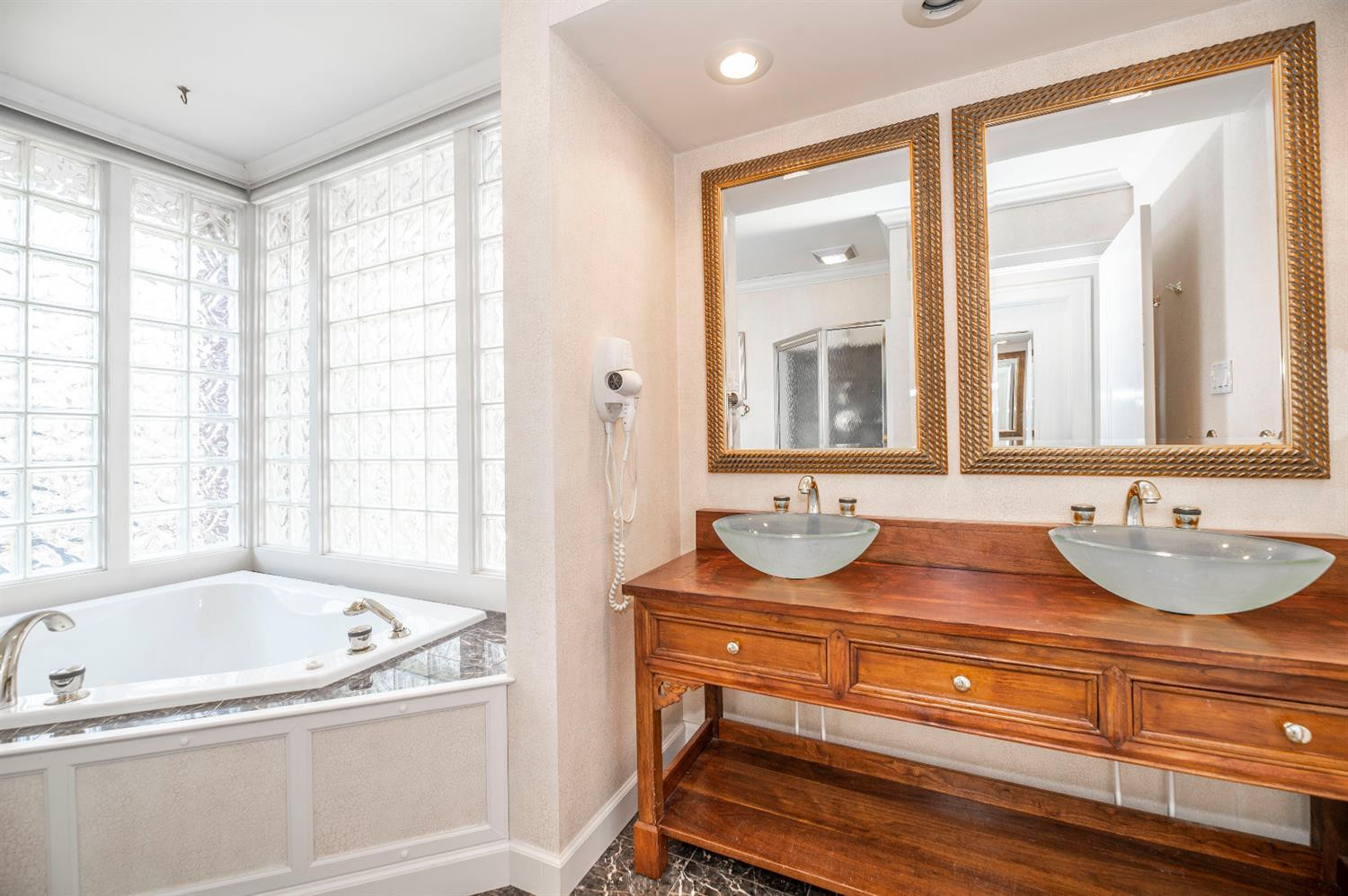 233 Woodspoint Road Lexington, KY 40502 - Photo 31 of 46 Photo 31