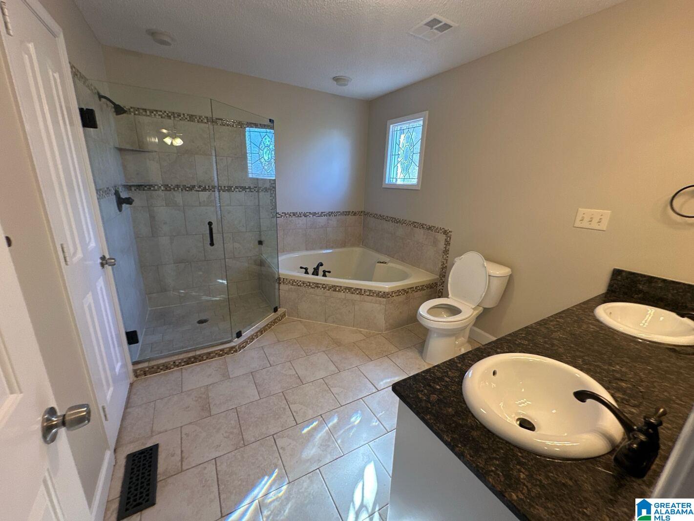 6004 Mockingbird Lane Pinson, AL 35126 - Photo 5 of 13