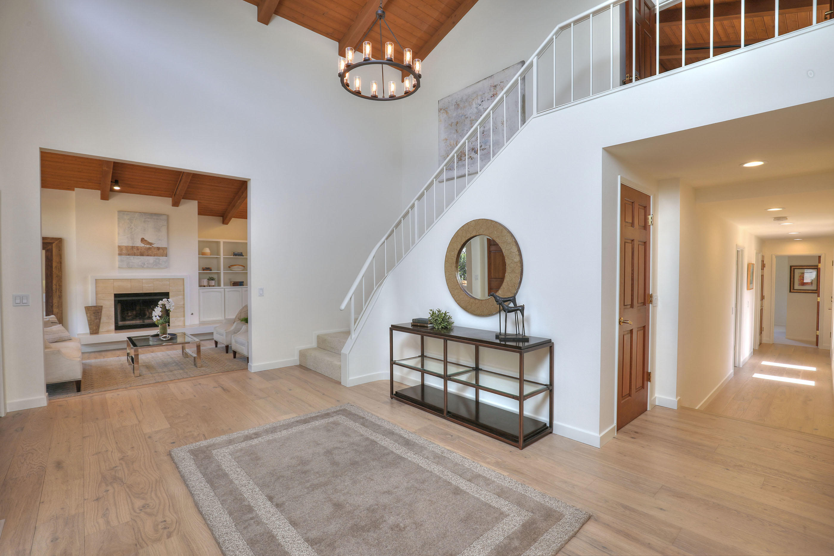 1674 Franceschi Road Santa Barbara, CA 93103 - Photo 4 of 25 Entry