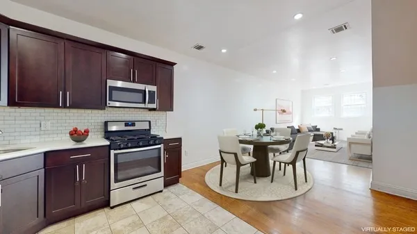 $4,000 | 131 Brunswick Street, Unit A, Jersey City, NJ 07302