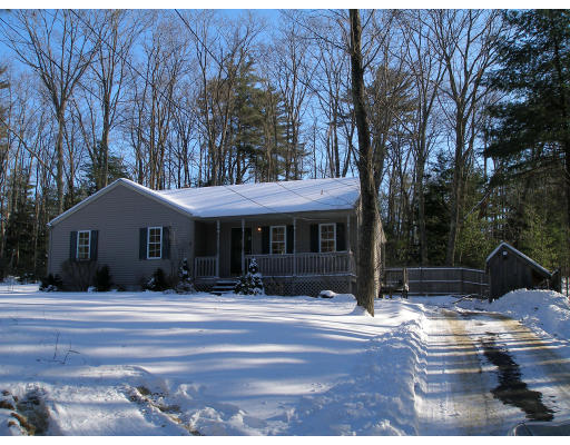6 Apache Road Hubbardston, MA 01452 - Photo 3 of 11 Gallery Image 3