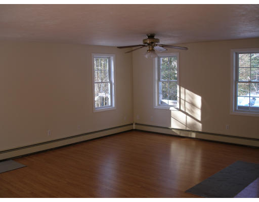 6 Apache Road Hubbardston, MA 01452 - Photo 6 of 11 Gallery Image 6
