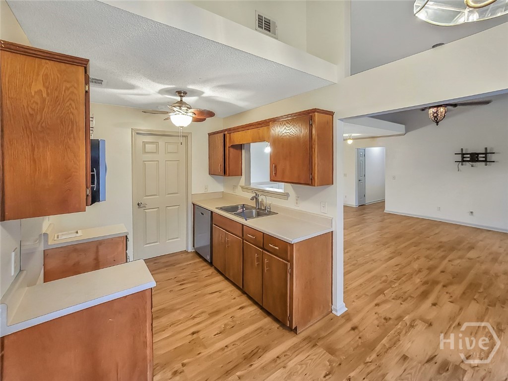 219 Jasper Lane Rincon, GA 31326 - Photo 17 of 46 AMAZING GALLEY KITCHEN