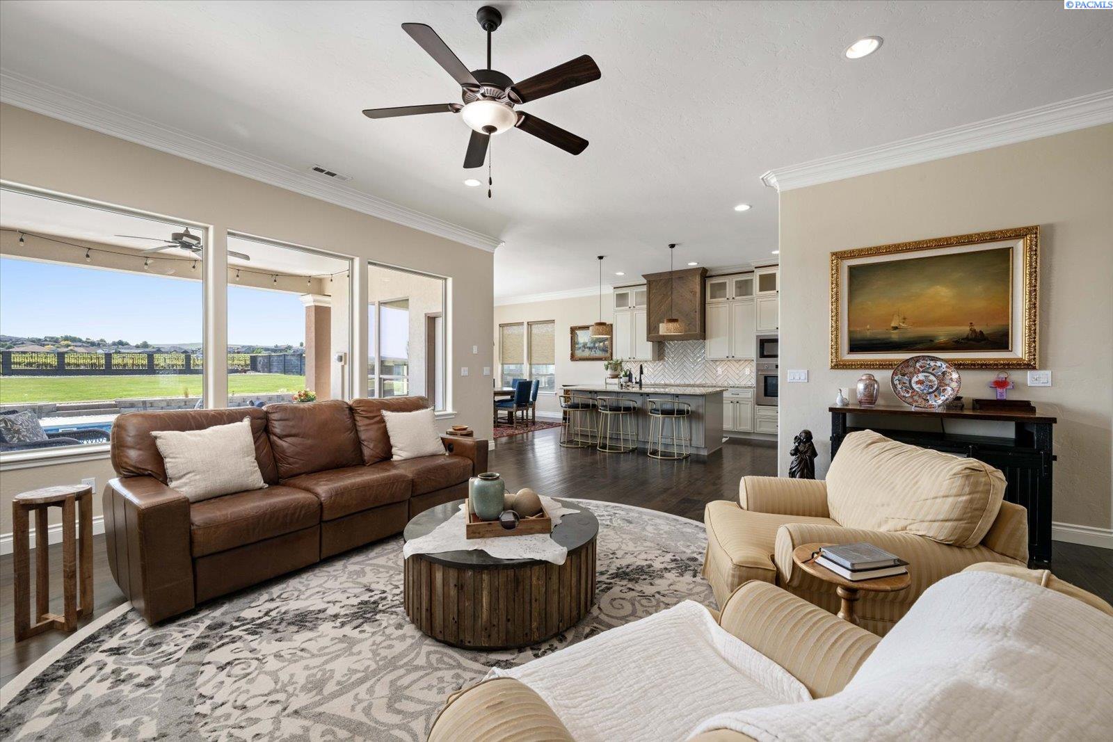 84205 Sagebrush Road Kennewick, WA 99338 - Photo 8 of 48 Gallery Image 8