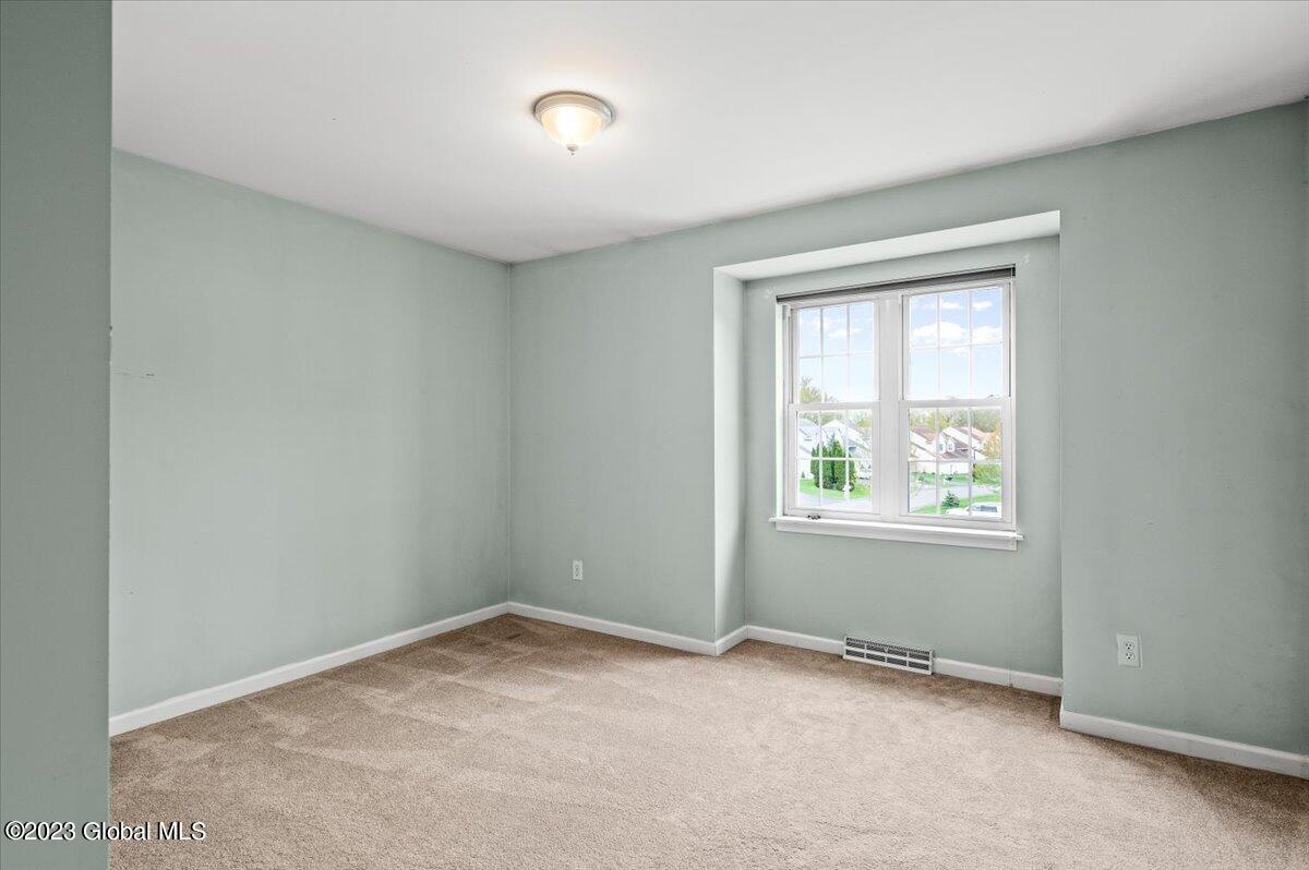 2 Neil Court Rensselaer, NY 12144 - Photo 13 of 25 09-FJD_3805