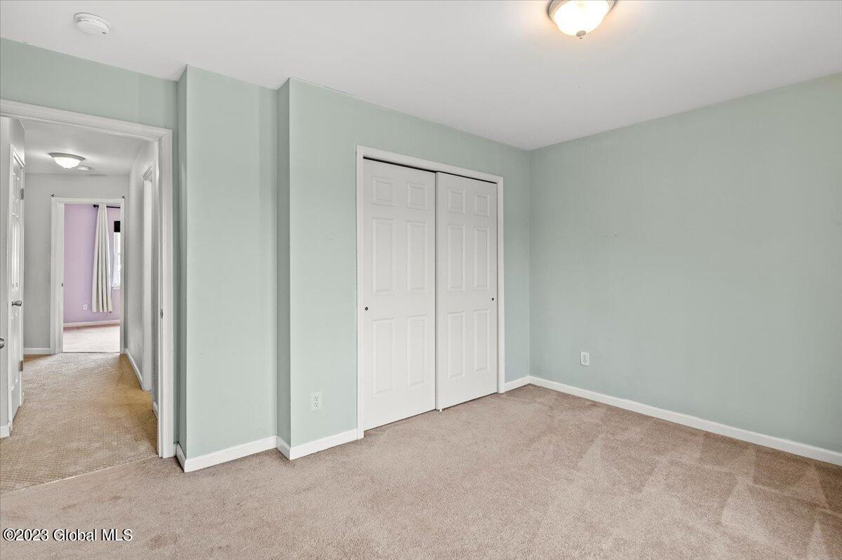 2 Neil Court Rensselaer, NY 12144 - Photo 14 of 25 10-FJD_3808