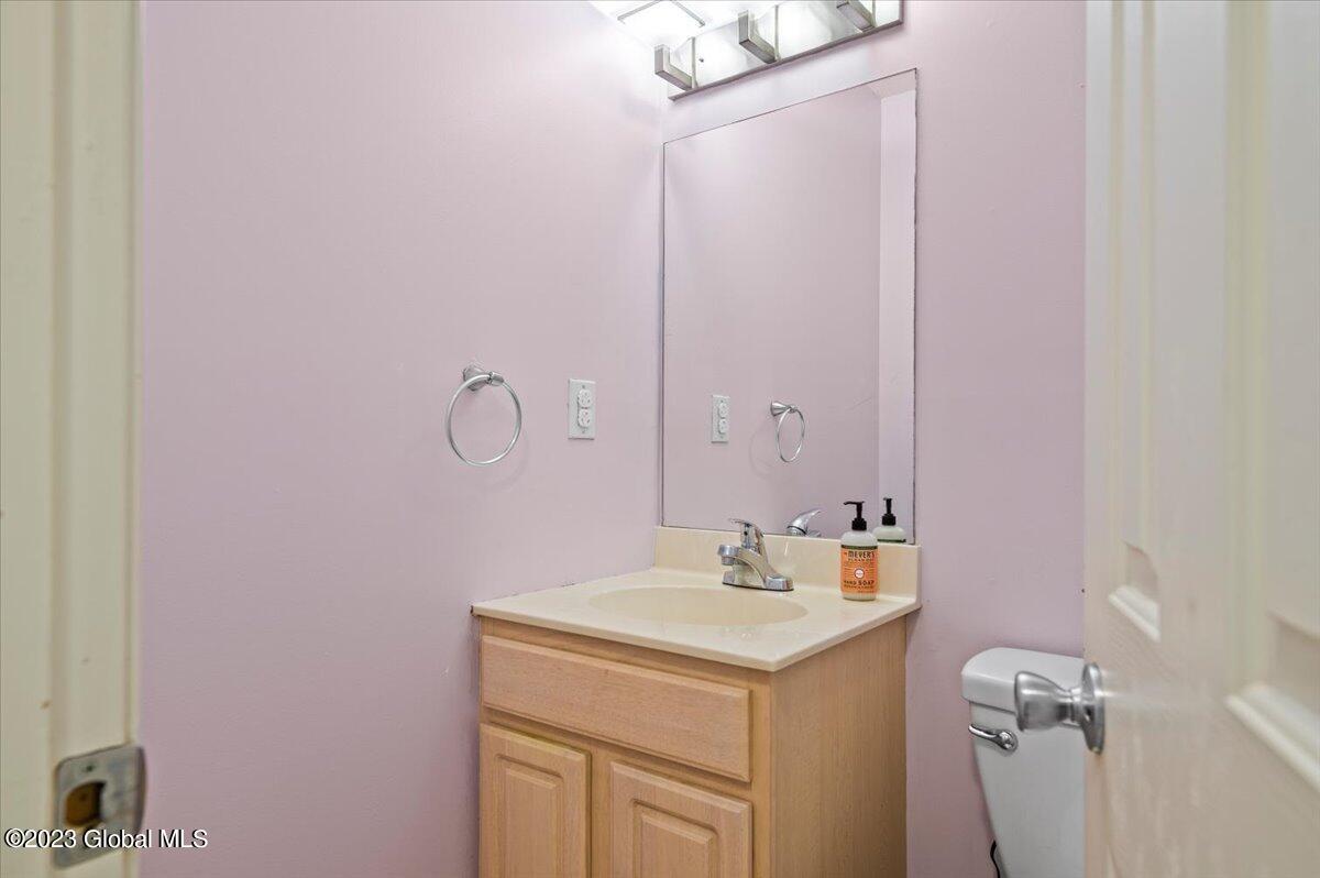 2 Neil Court Rensselaer, NY 12144 - Photo 19 of 25 23-FJD_3844